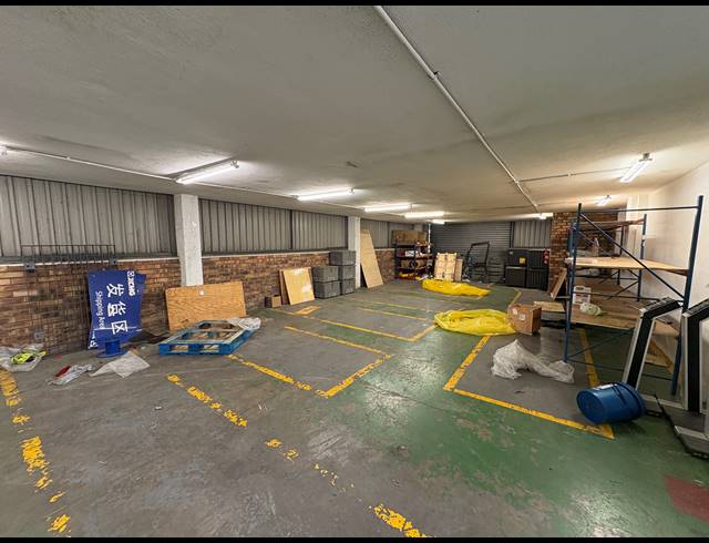 2,424M² WAREHOUSE TO LET IN SPARTAN